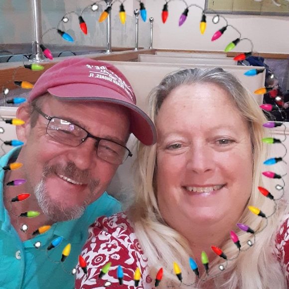 Meet your Posher, Cindy - Picture 1 of 1